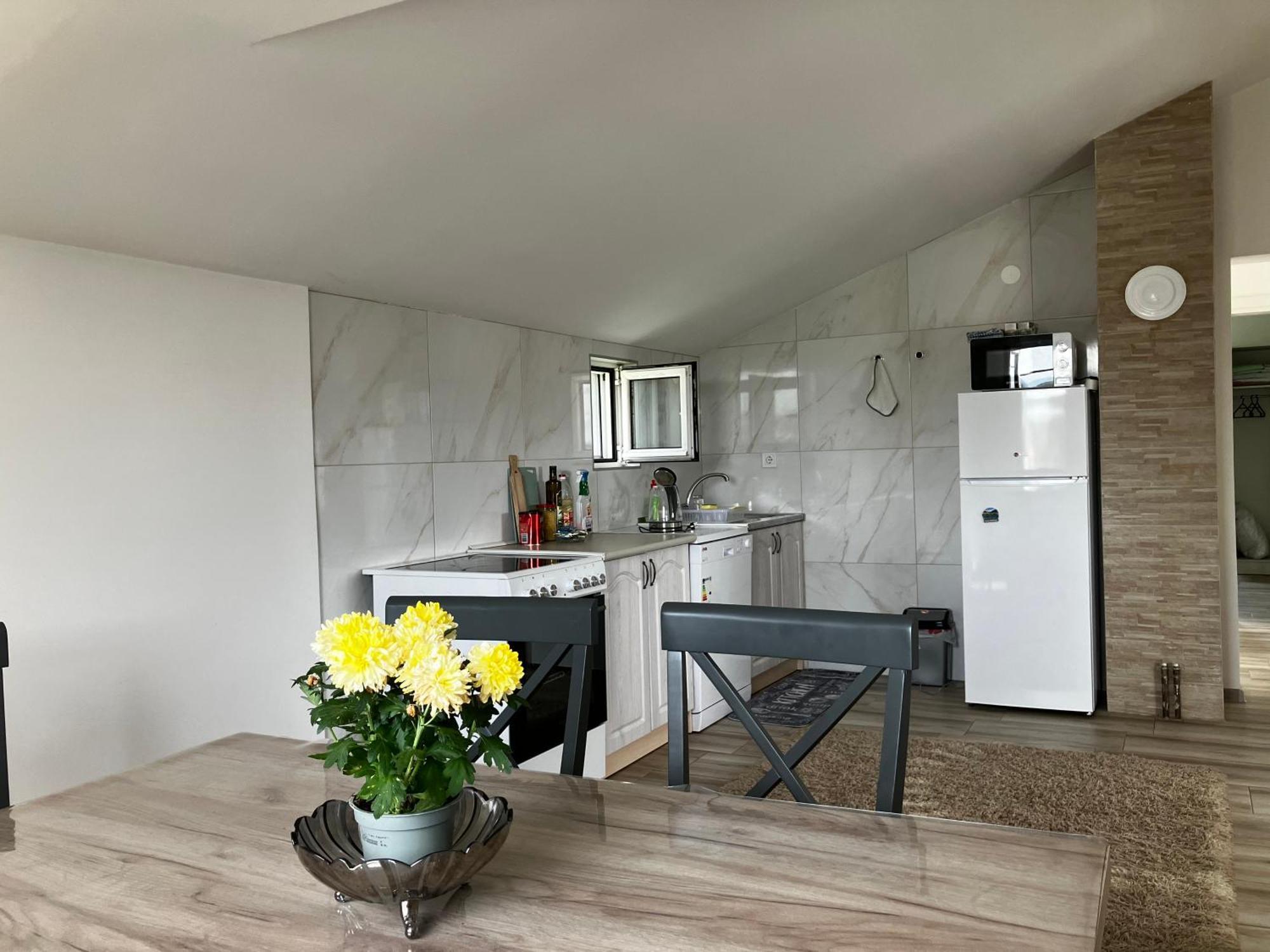 Appartement Cozy, Fully Equipped, Free Parking&Wifi, Quiet, 2Bd à Podgorica Extérieur photo