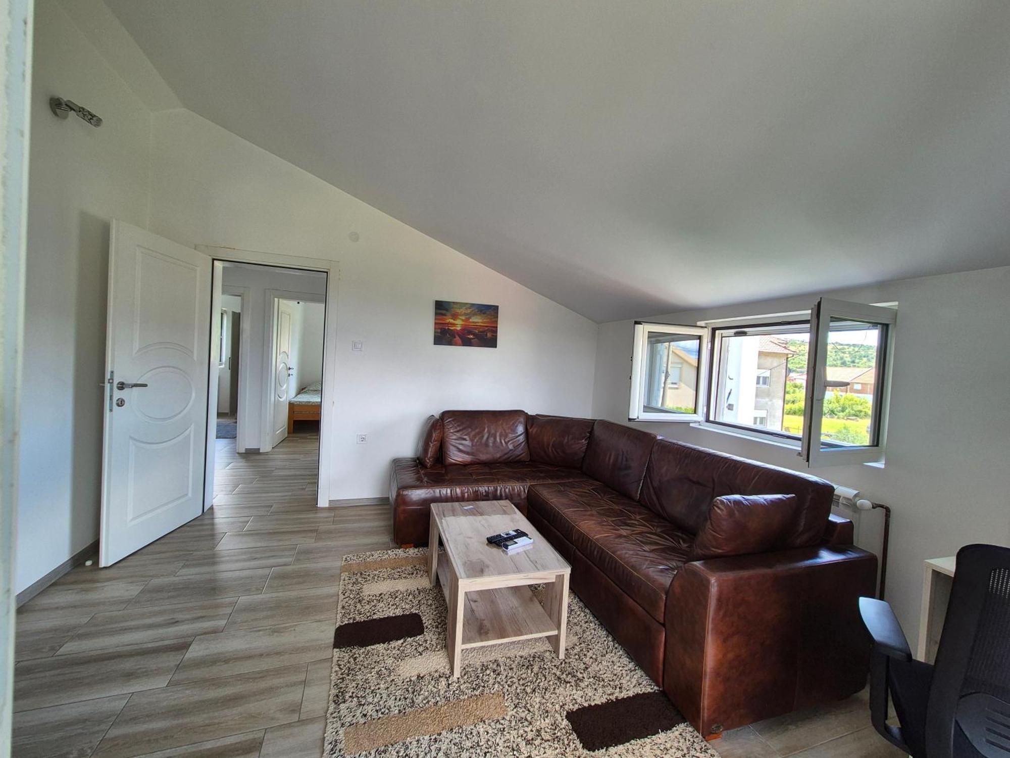 Appartement Cozy, Fully Equipped, Free Parking&Wifi, Quiet, 2Bd à Podgorica Extérieur photo