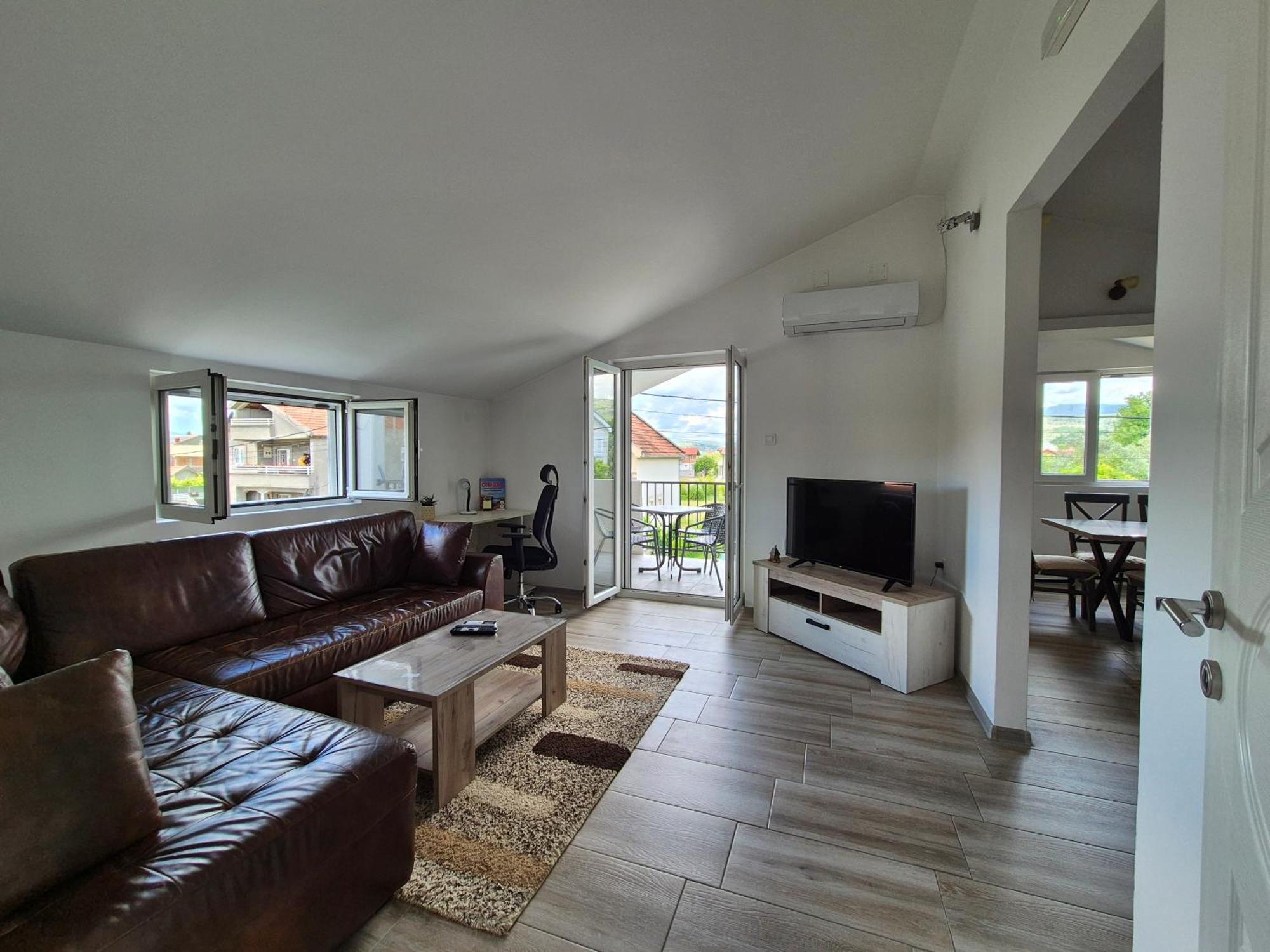 Appartement Cozy, Fully Equipped, Free Parking&Wifi, Quiet, 2Bd à Podgorica Extérieur photo